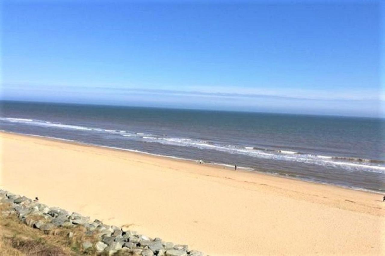 Relaxing Chalet On Popular California Sands Short Stroll To Beach, Nr Norfolk Broads & Great Yarmouth Scratby Eksteriør billede